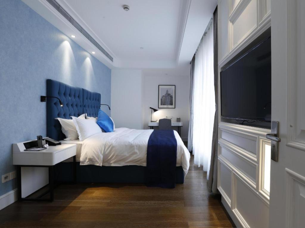 Jinchen Hotel 3*